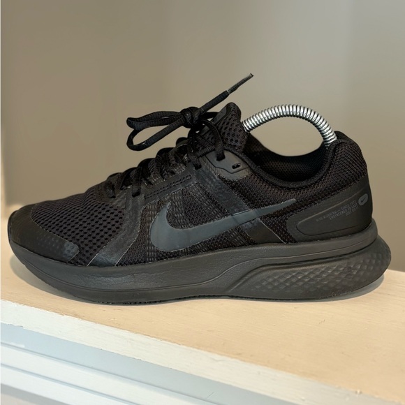 Nike Men's Run Swift 2 Running Shoes Black/Dark Smoke Grey size 7 - Picture 6 of 9